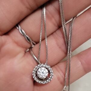 Gorgeous dancing round CZ diamond halo 925 sterling silver box chain necklace
